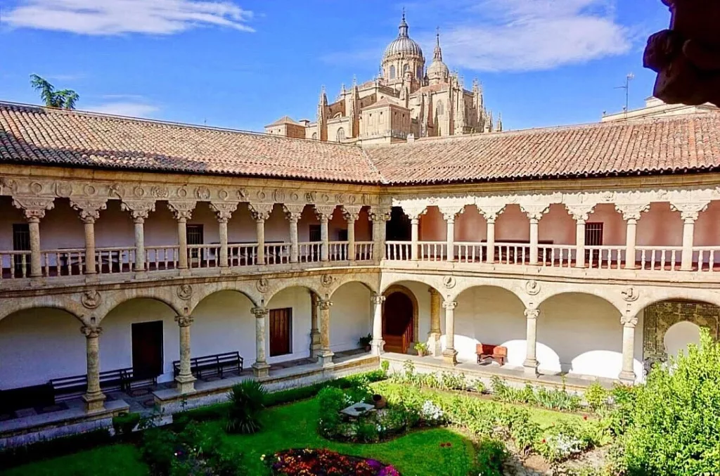 Convento de las Dueñas​ Salamanca